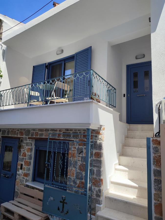 Island House