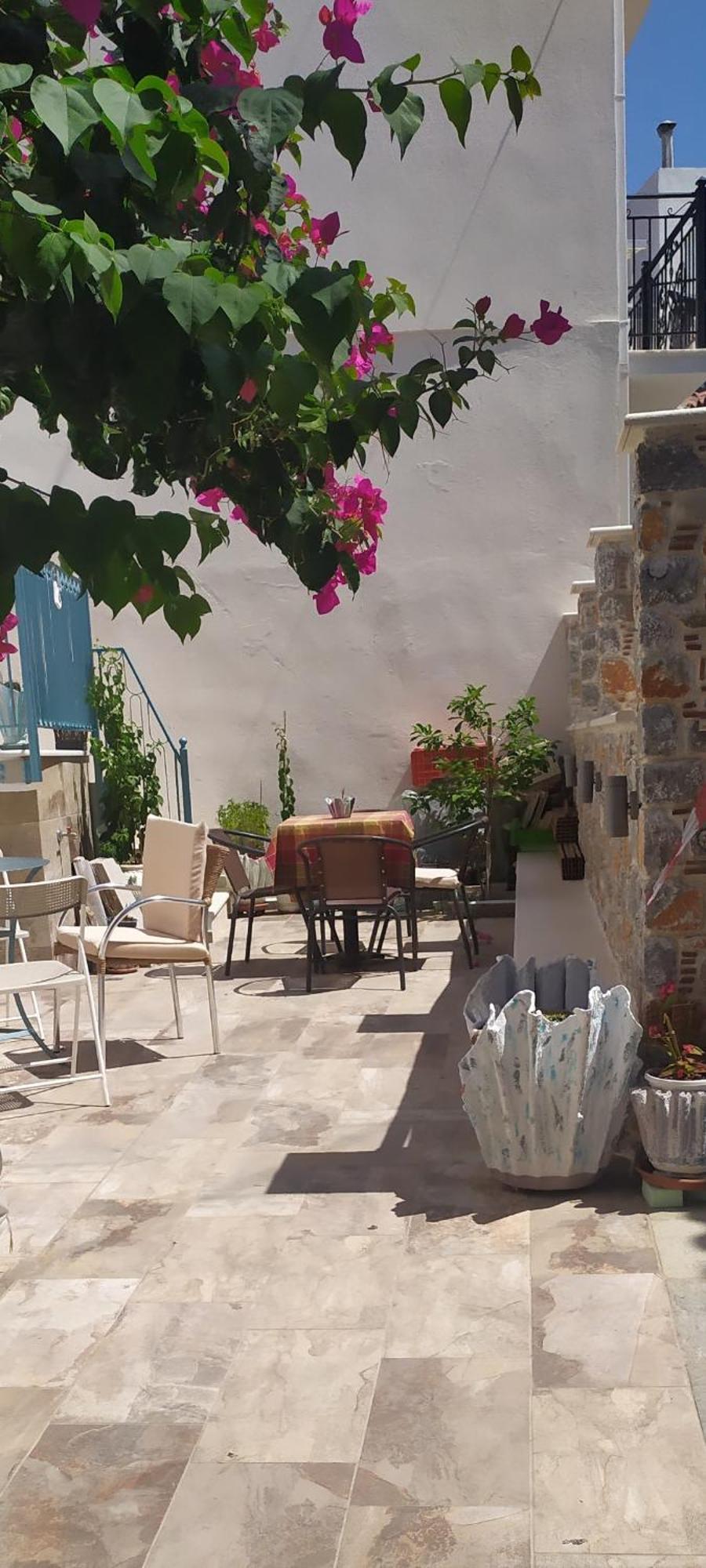 Island House * Skiathos