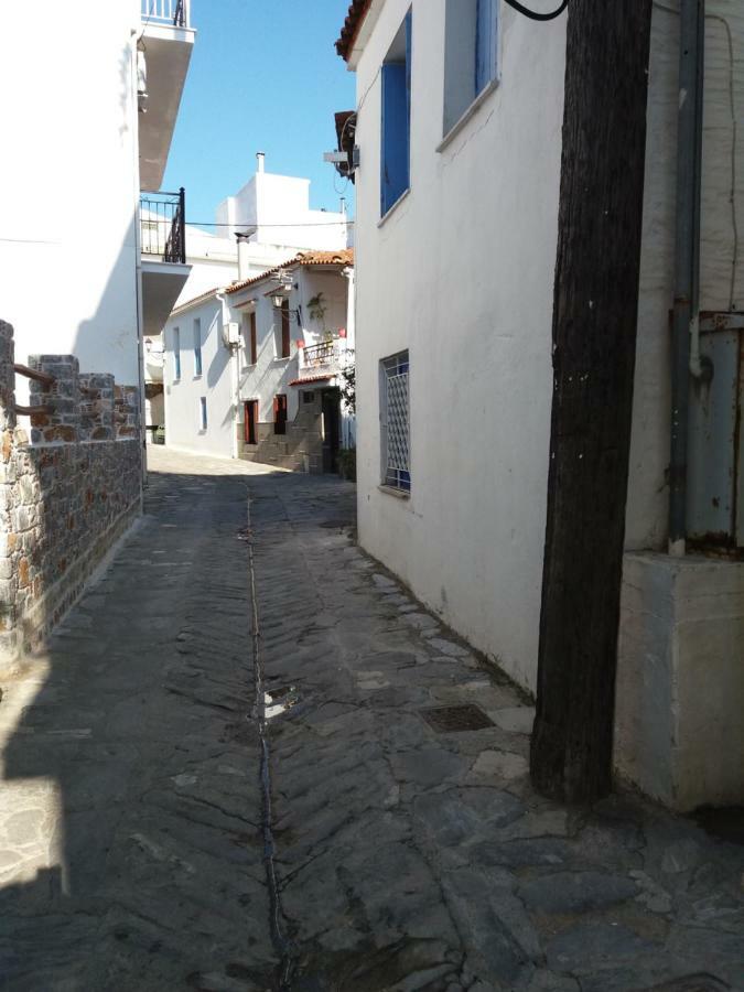 Island House * Skiathos